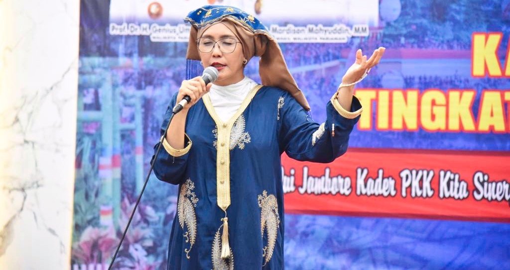 Rieke Diah Pitaloka - Lagu